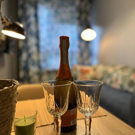 Apartment Metro Slodowiec Free Parking Варшава Экстерьер фото