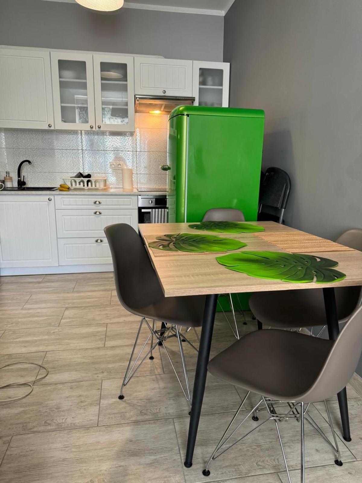 Apartment Metro Slodowiec Free Parking Варшава Экстерьер фото